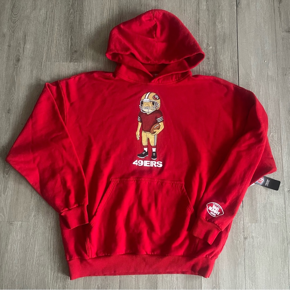 NWT Bad Bunny NFL Fanatics San Francisco 49ers Concho Hoodie Mens Size XL Red